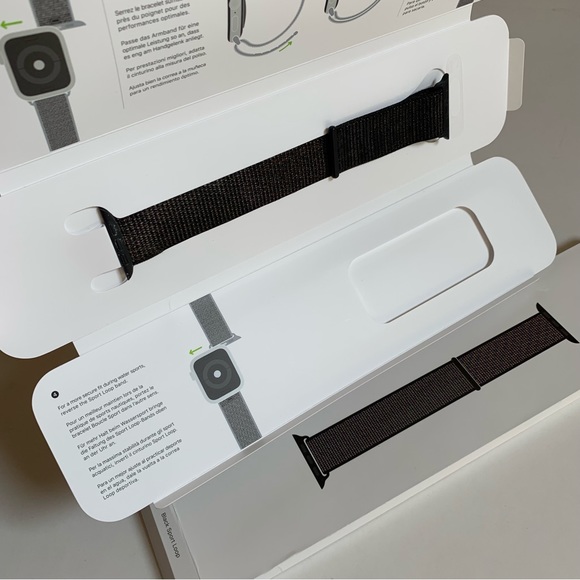 APPLE Nylon Sport Loop Band 44mm Black - Picture 3 of 11